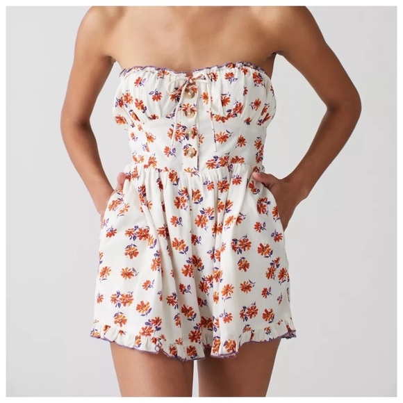 LAST CHANCE Urban Outfitters Betti Floral Print Linen Blend Romper - Picture 7 of 7
